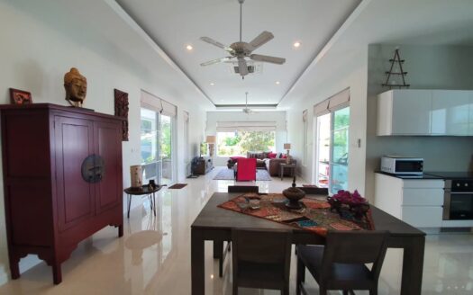 Villa for Sale in Samroiyot (VLFS0067)