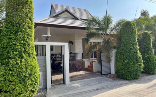 Villa for Sale in Hua Hin (VLFS0140)