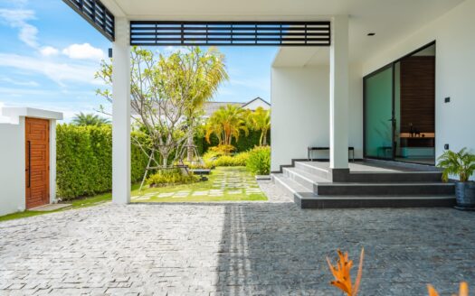 Villa for Sale in Hua Hin (VLFS0144)