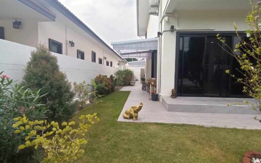 Villa for Sale in Hua Hin (VLFS0178)