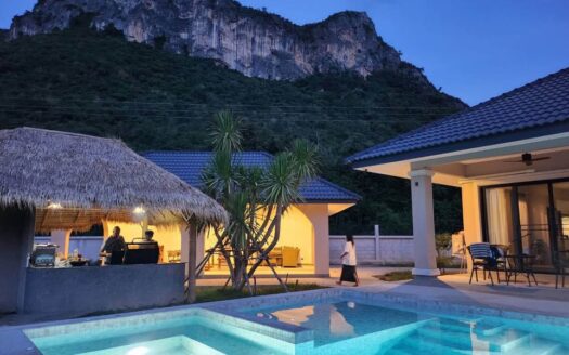 Villa for Sale in Hua Hin (VLFS0168)