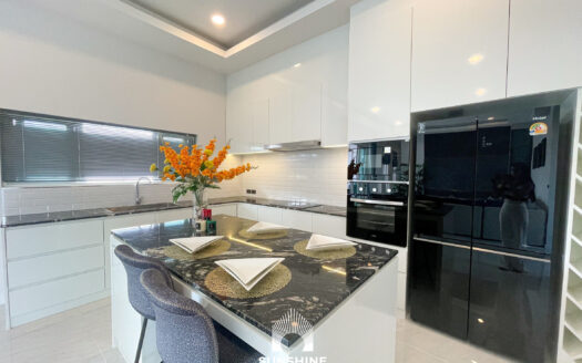 Villa for Sale in Hua Hin (VLFS0196)