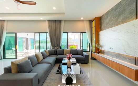 Villa for Sale in Hua Hin (VLFS0424)