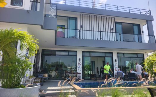 Villa for Sale in Hua Hin (VLFS0559)
