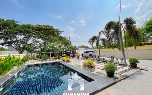 Villa for Sale in Hua Hin (VLFS0657)